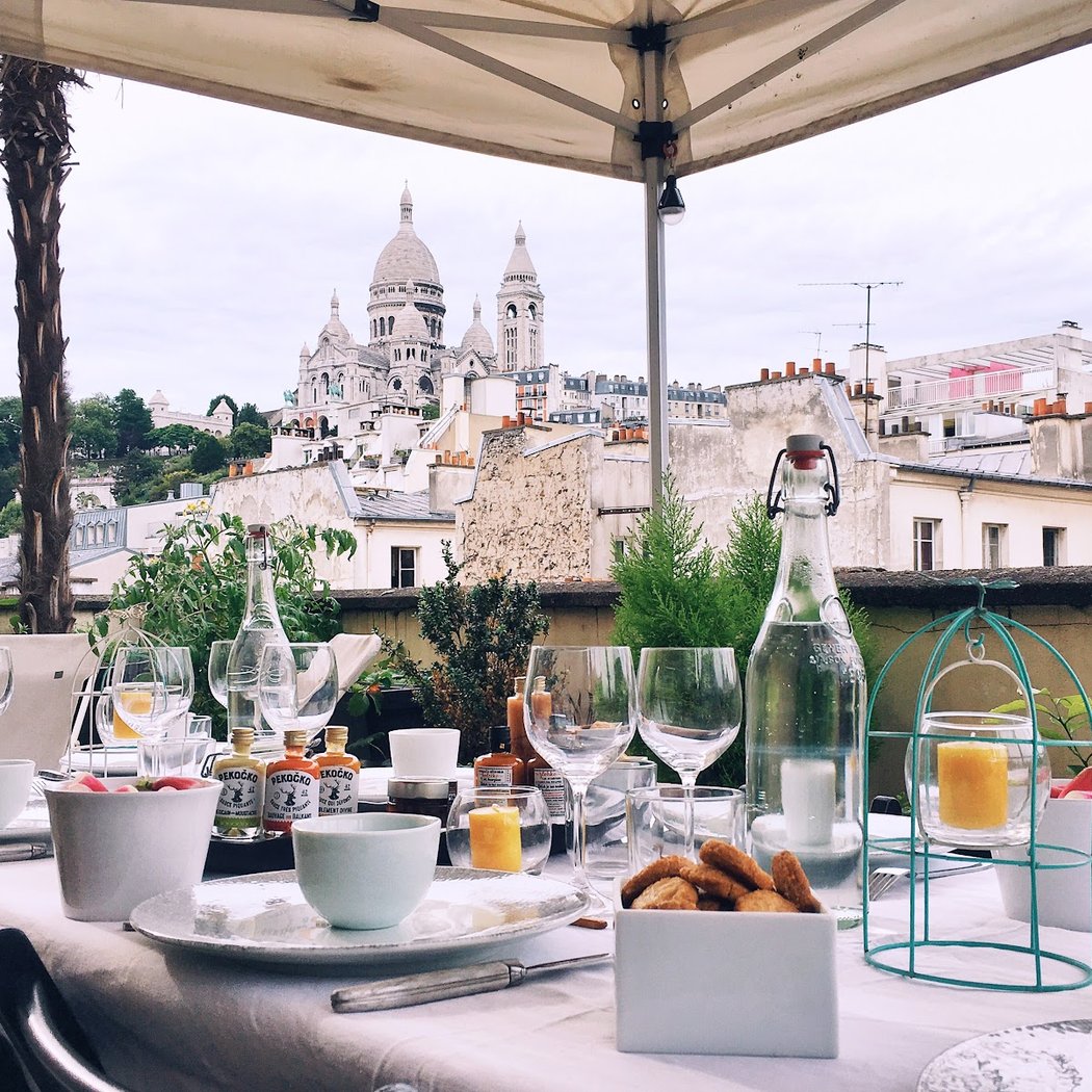 Secret Rooftop In Montmartre 1